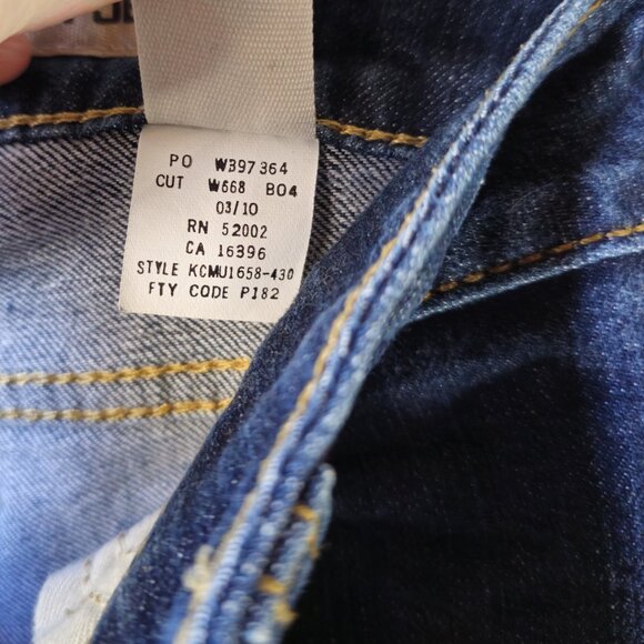 DKNY Soho Jeans Dark Blue Wash Straight Leg Size 6R - Picture 4 of 8